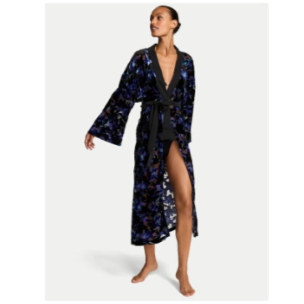 Victoria's Secret Very Sexy Electric Orchid Embroidery Burnout Velvet Robe M/L